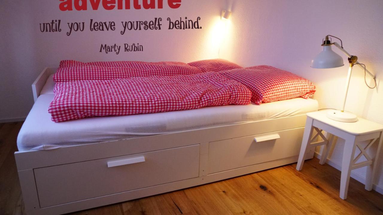 Adventure Guesthouse Interlaken Unterseen Esterno foto