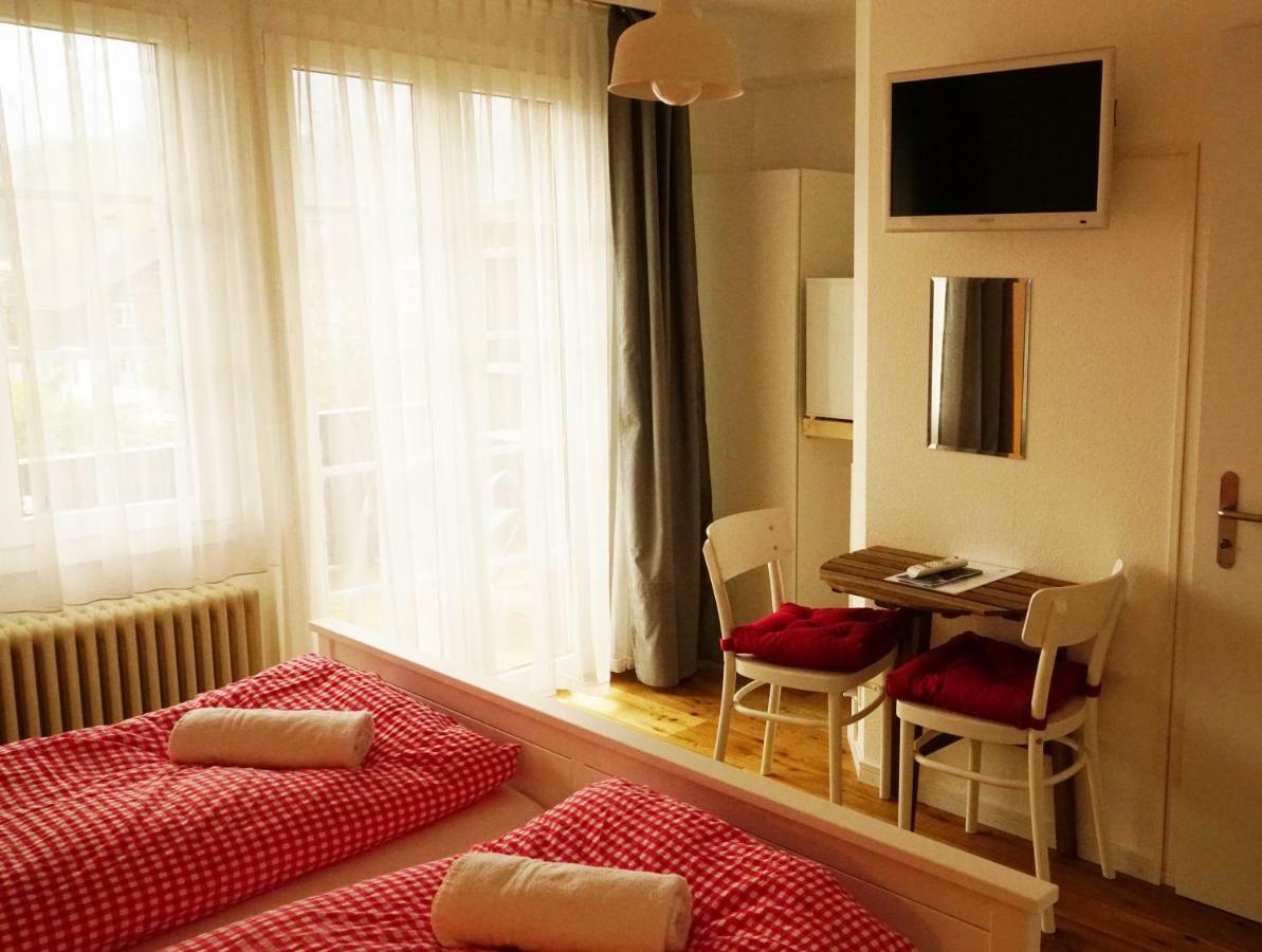Adventure Guesthouse Interlaken Unterseen Esterno foto